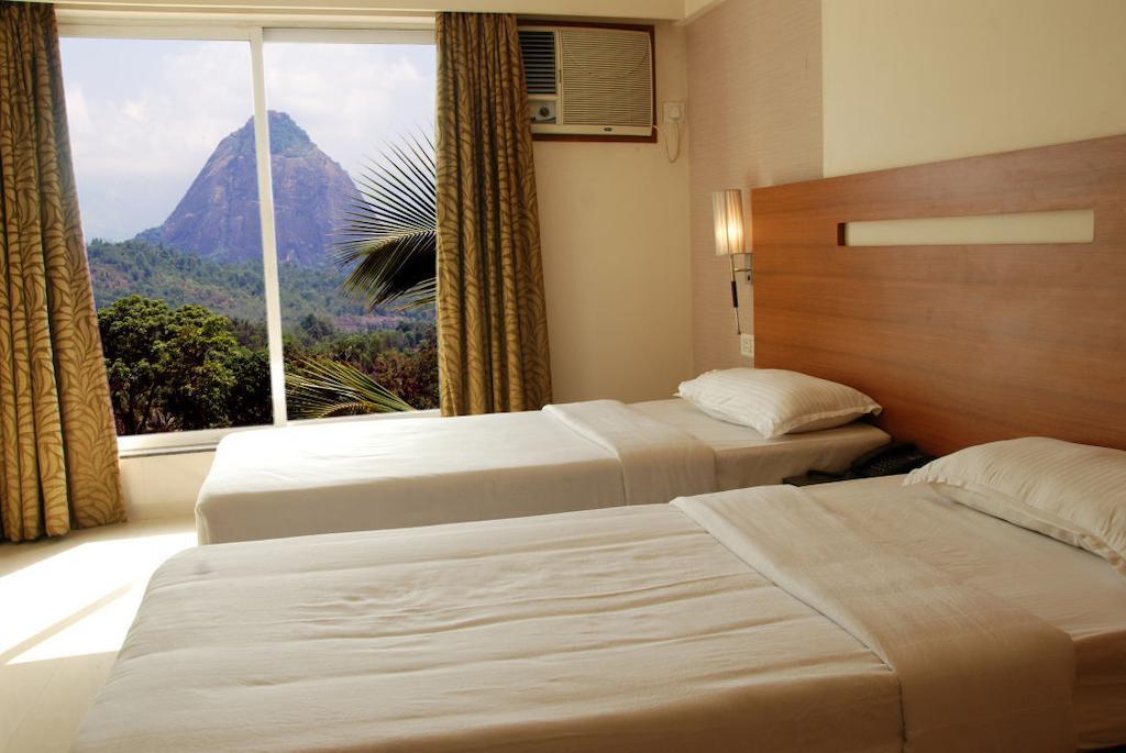 Hotel Tanish Residencia Navi Mumbai Exterior foto